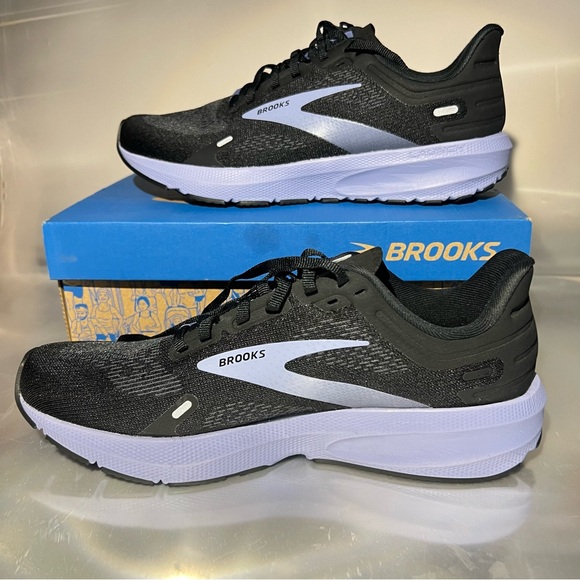 BROOKS Launch 9. Size W US10.5. Brand New. Running Shoes. Without Box - Picture 2 of 12